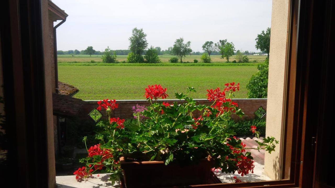 Gasthaus Carrobbio Bed&Breakfast Cremona Exterior foto